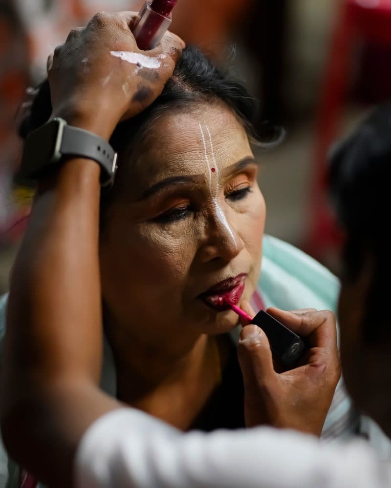 Bridal skin treatment at Niharika Beauty World